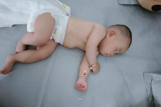 扬中宝宝为什么不说话